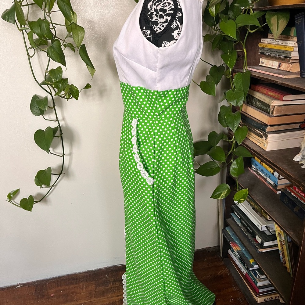 Green Polka Dot 1970s dress - Picture 2 of 7